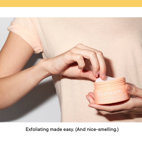 Go-to Exfoliating Swipeys - Picture 7 of 16